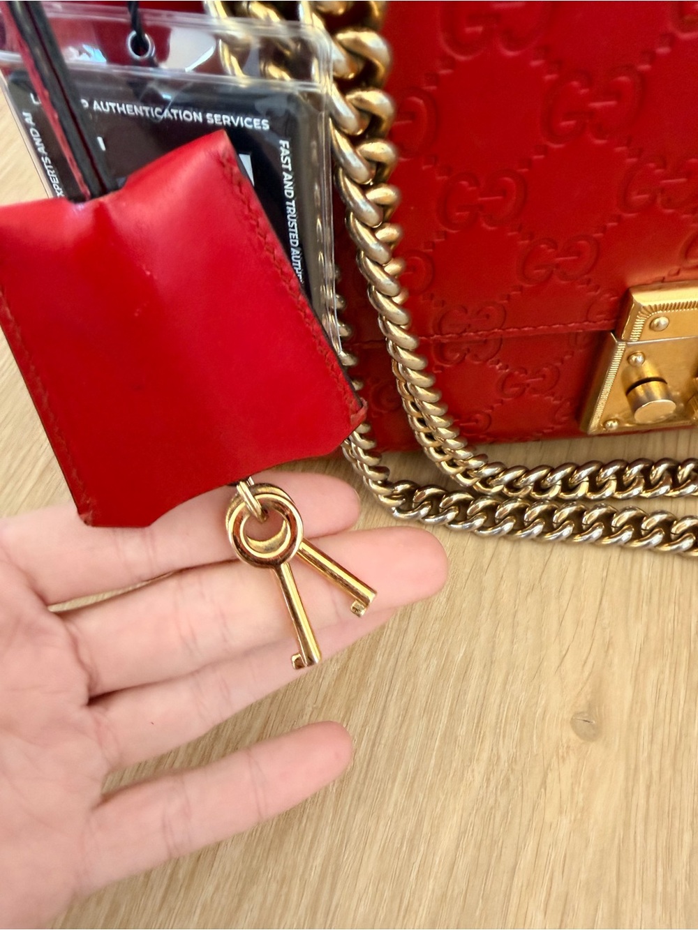 GUCCI ✨ RED LEATHER LARGE PADLOCK CHAIN SHOULDER BAG - Picture 8 of 16